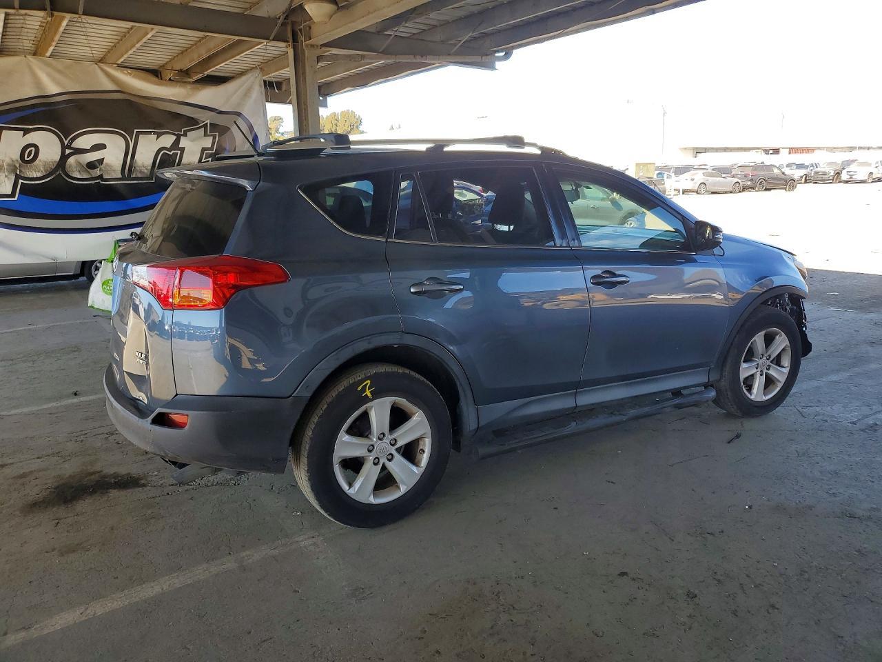 2013 Toyota Rav4 Xle - zdjęcie 3