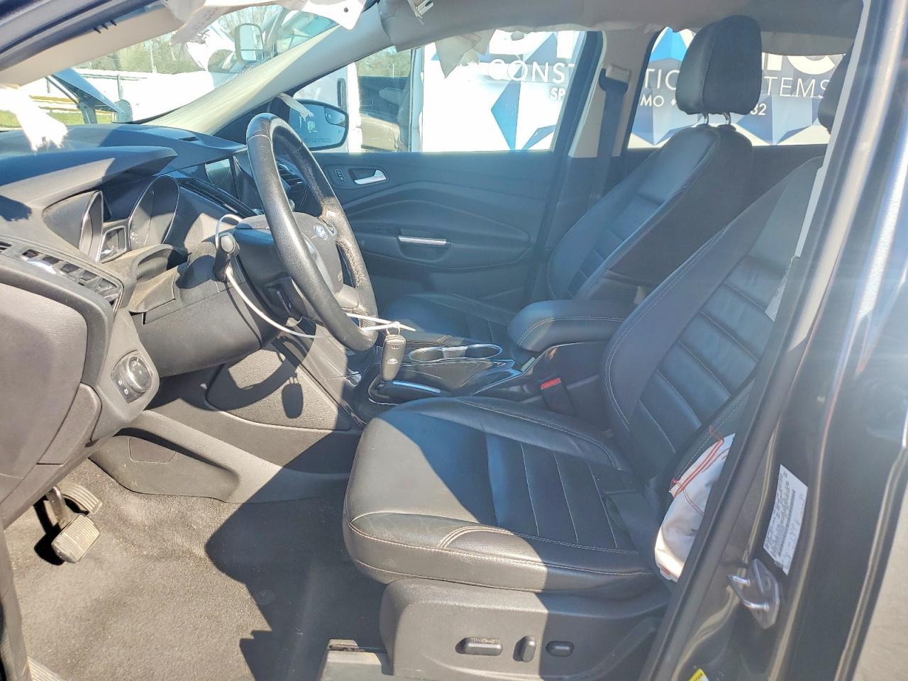 2016 Ford Escape Titanium - zdjęcie 7