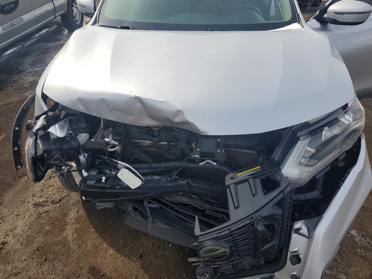 2018 Nissan Rogue Sv - zdjęcie 11