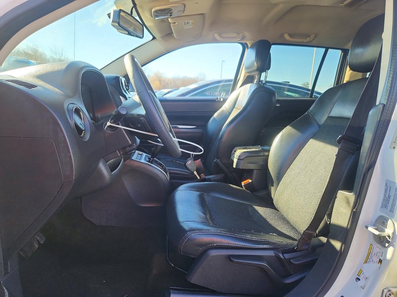 2016 Jeep Compass Latitude - zdjęcie 7