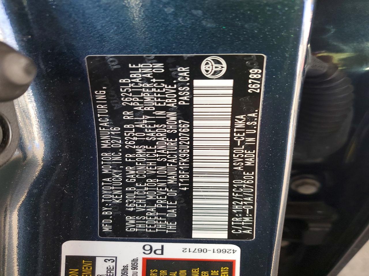 2016 Toyota Camry Le - zdjęcie 12