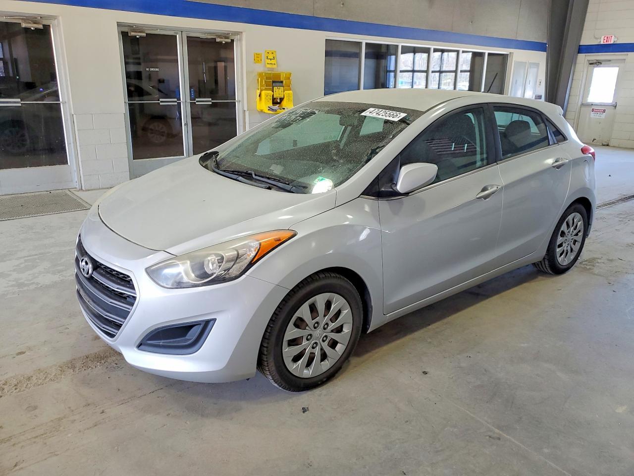 2017 Hyundai Elantra Gt Base - zdjęcie główne