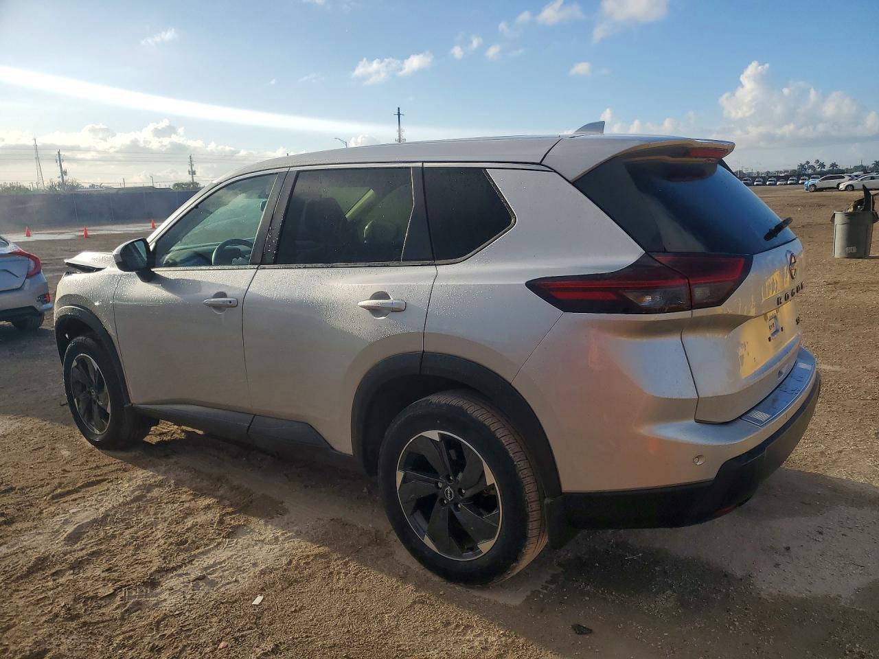 2024 Niss Rogue - zdjęcie 2