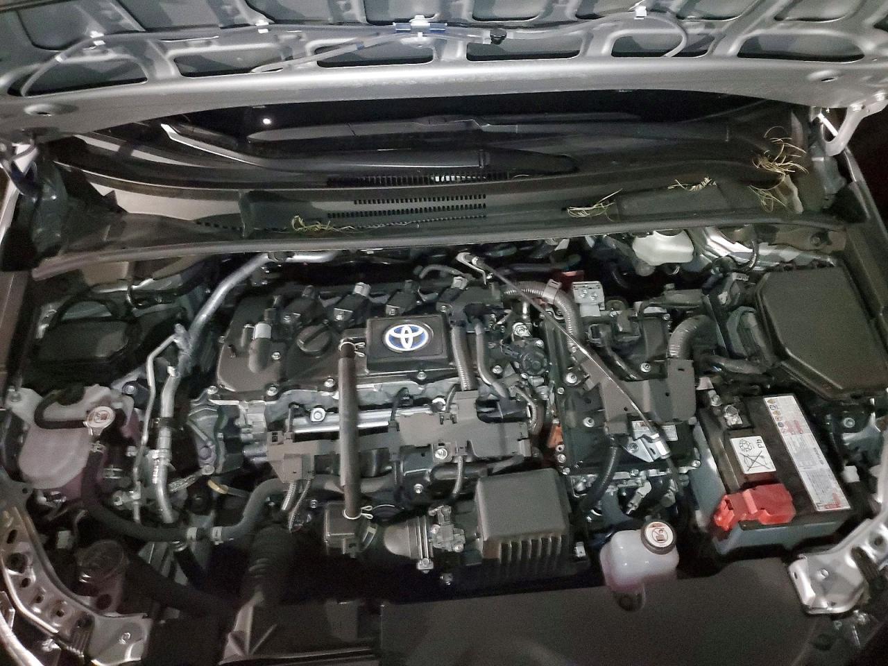 2024 Toyota Corolla Hybrid Le - zdjęcie 12