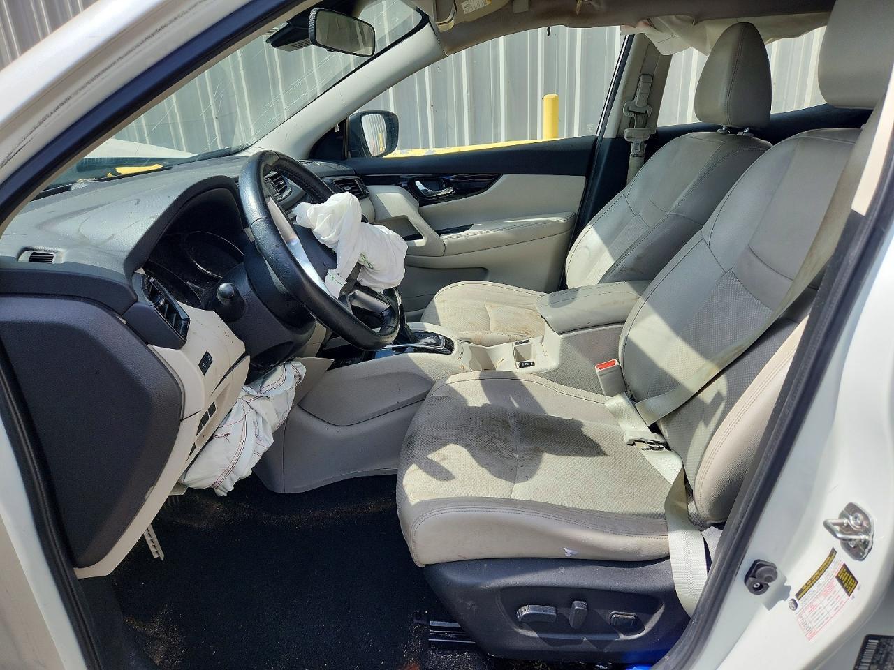 2021 Nissan Rogue Sport Sv - zdjęcie 7