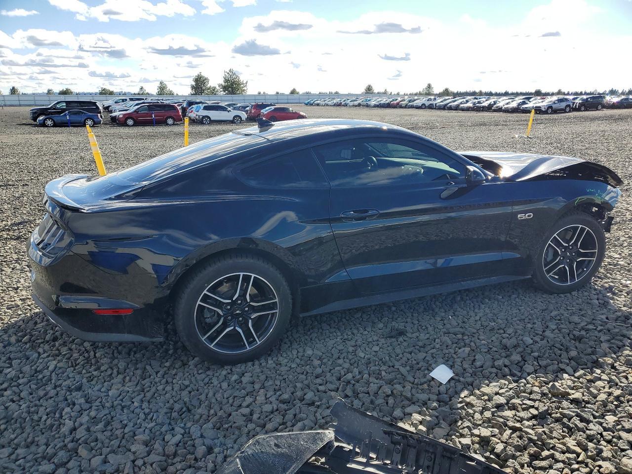 2022 Ford Mustang Gt - zdjęcie 3