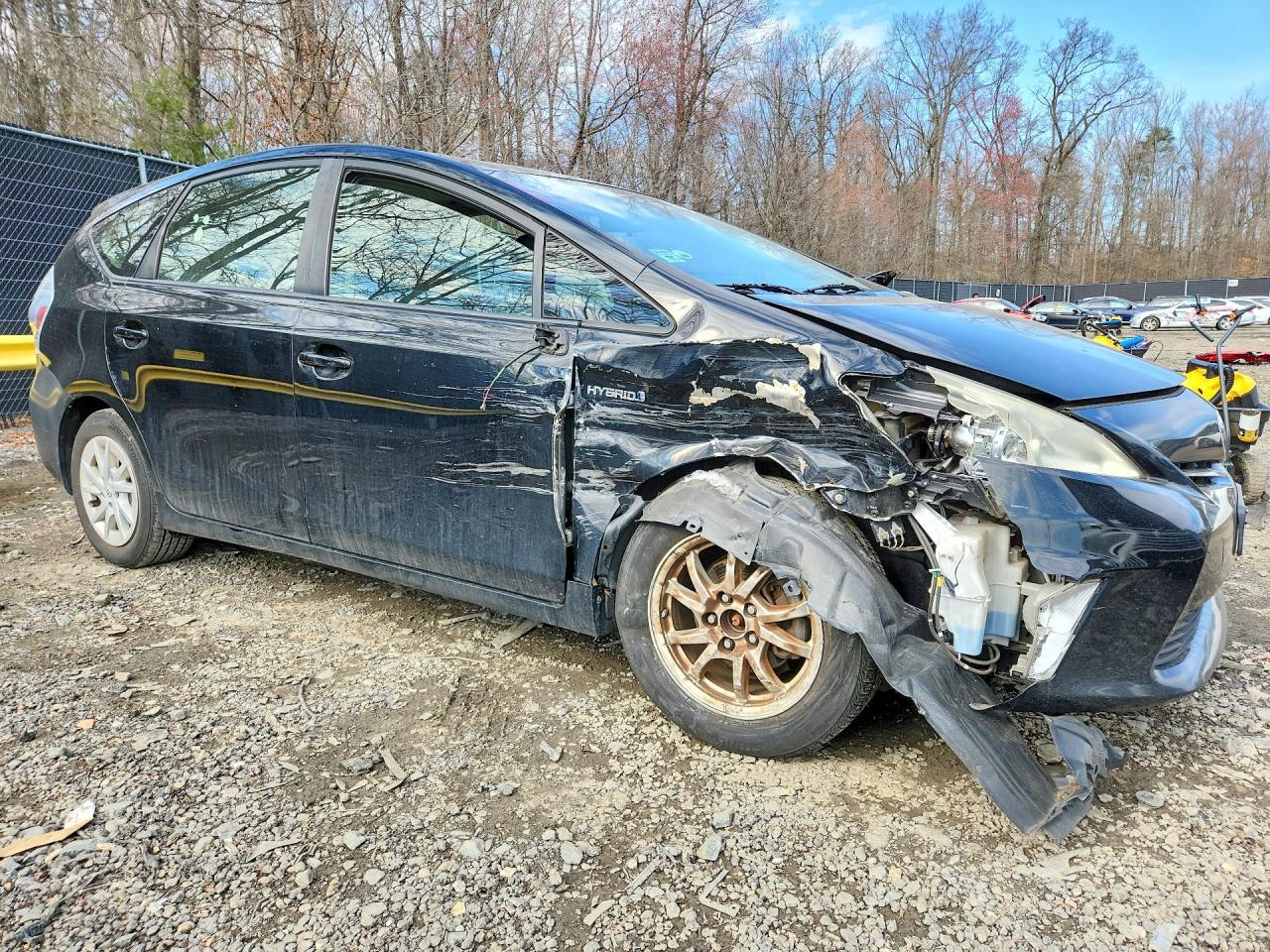 2013 Toyota Prius V Two - zdjęcie 4