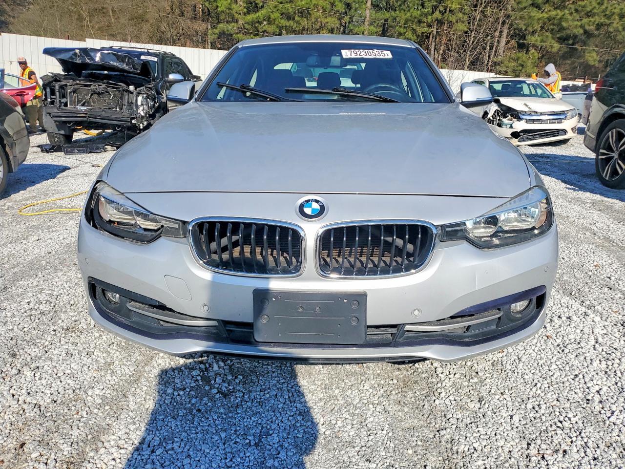 BMW Seria 3 - zdjęcie 5