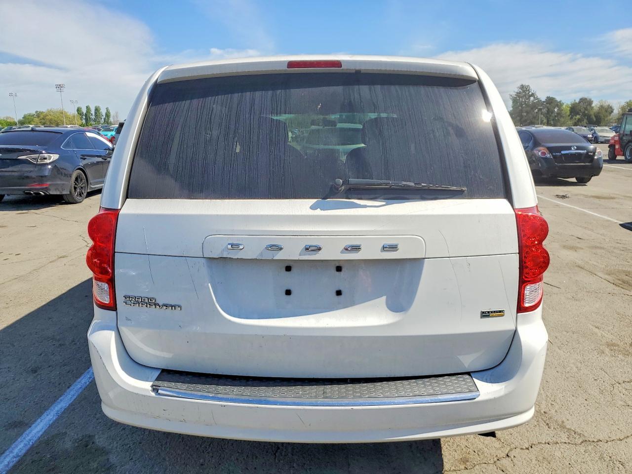 2016 Dodge Grand Caravan Se - zdjęcie 6