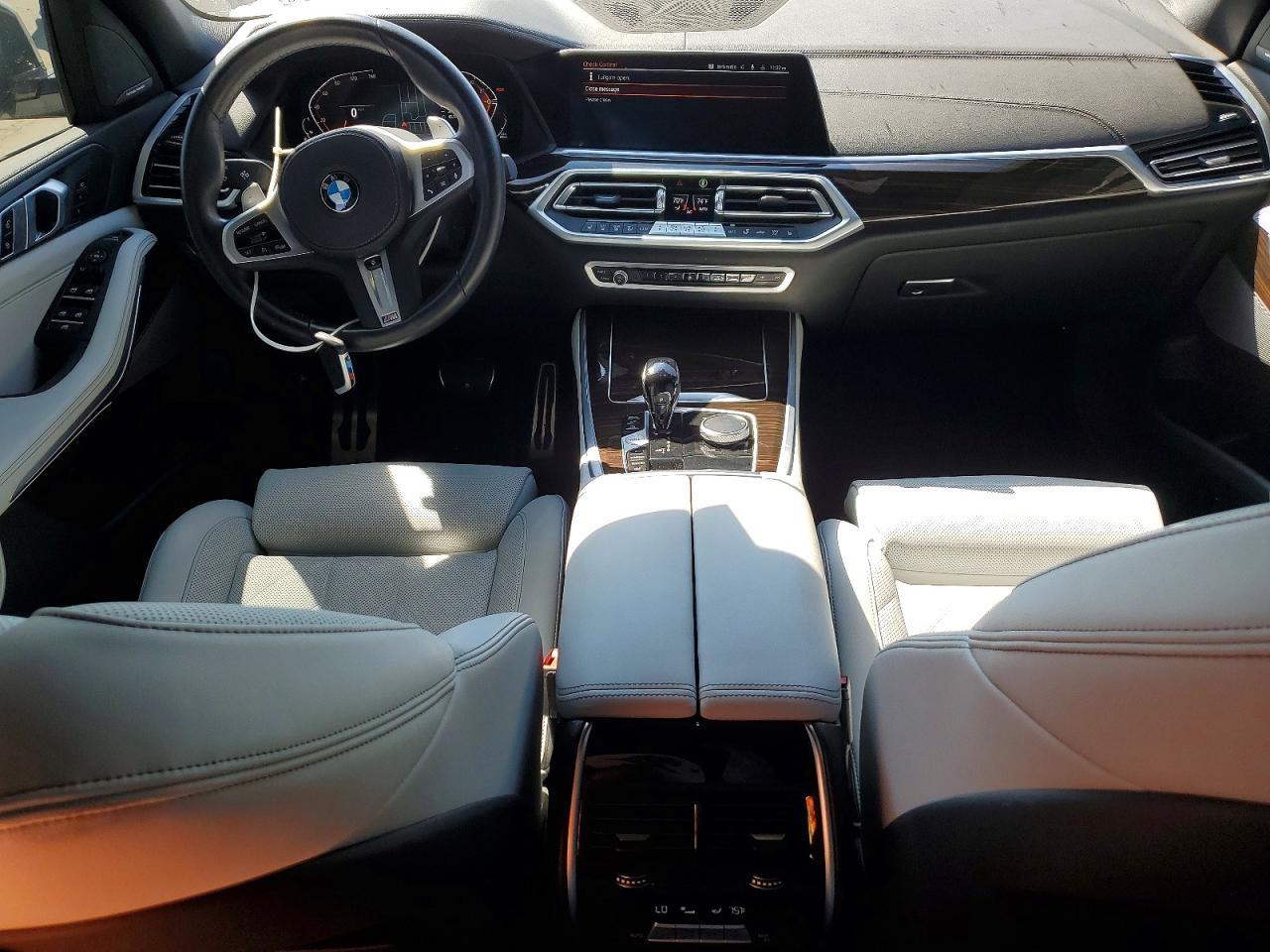 2023 BMW X5 xDrive40I - zdjęcie 8