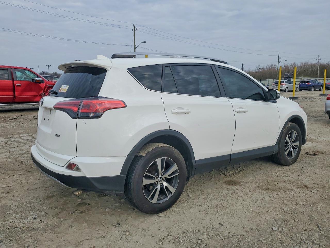 2018 Toyota Rav4 Xle - zdjęcie 3