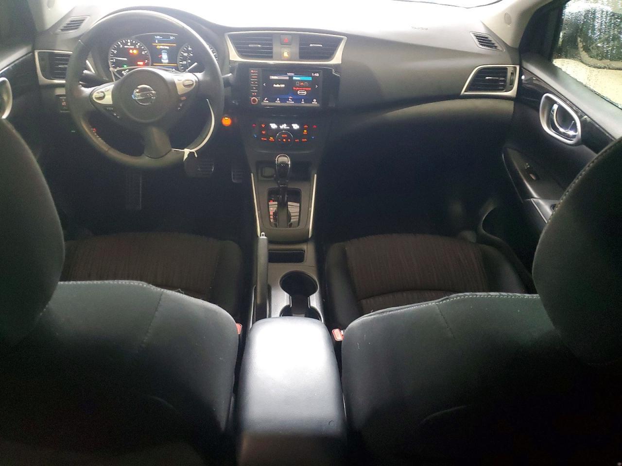 2019 Nissan Sentra Sv - zdjęcie 8