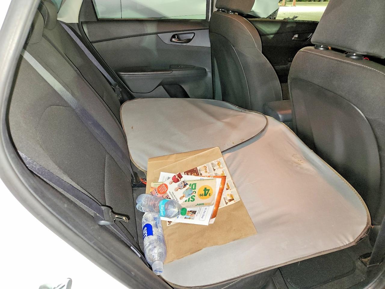 2021 Kia Forte Lxs - zdjęcie 11