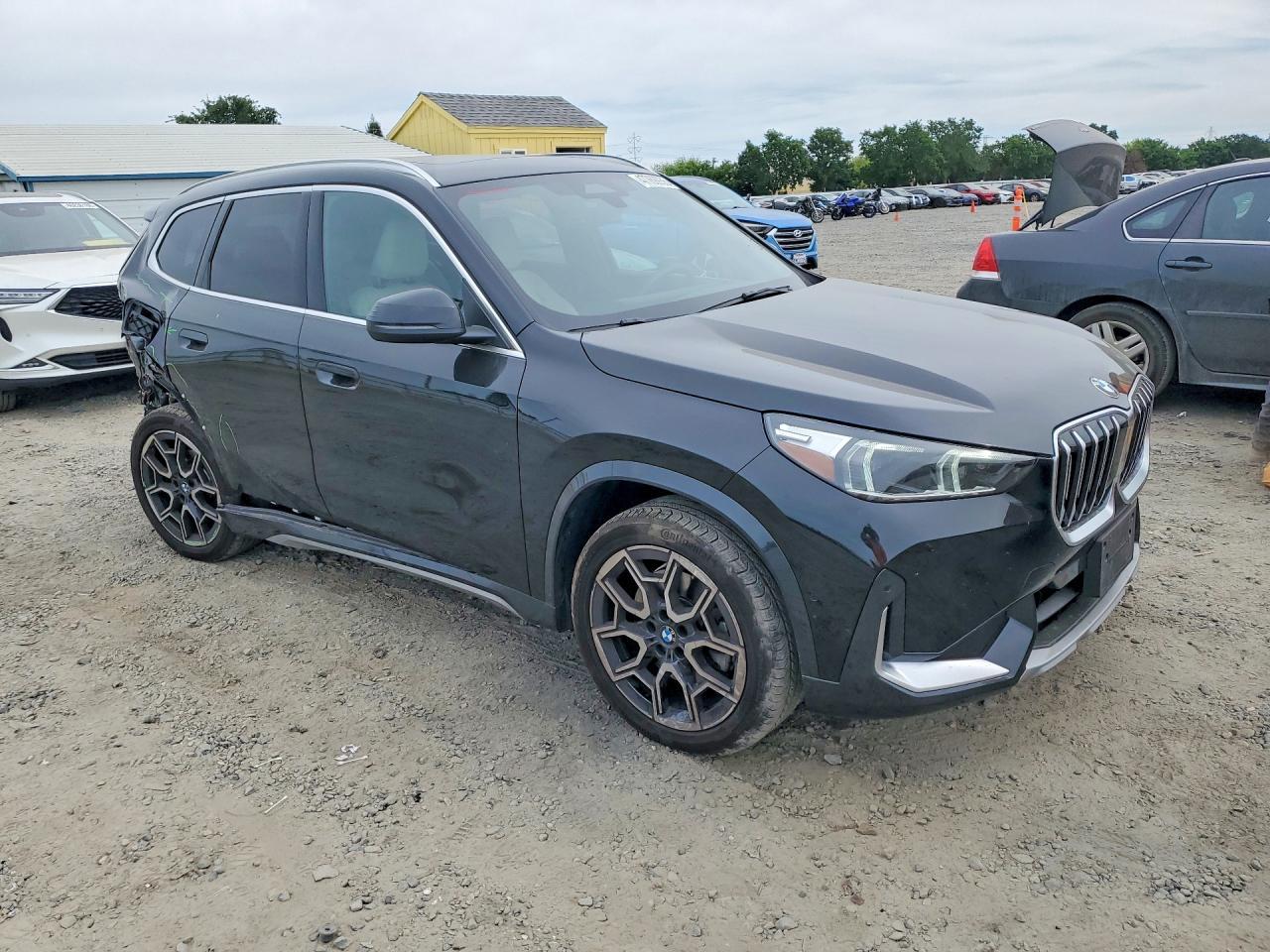 2025 BMW X1 xDrive28I - zdjęcie 4