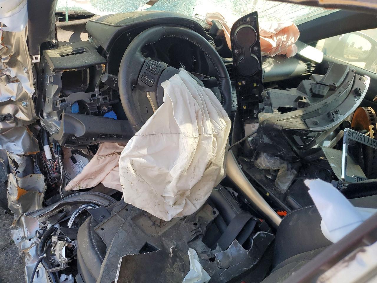 2019 Lexus Is 300 Base - zdjęcie 8