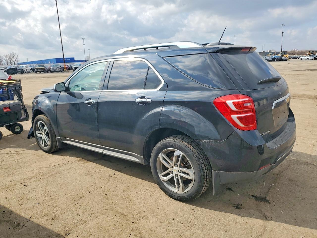 2017 Chevrolet Equinox Premier - zdjęcie 2