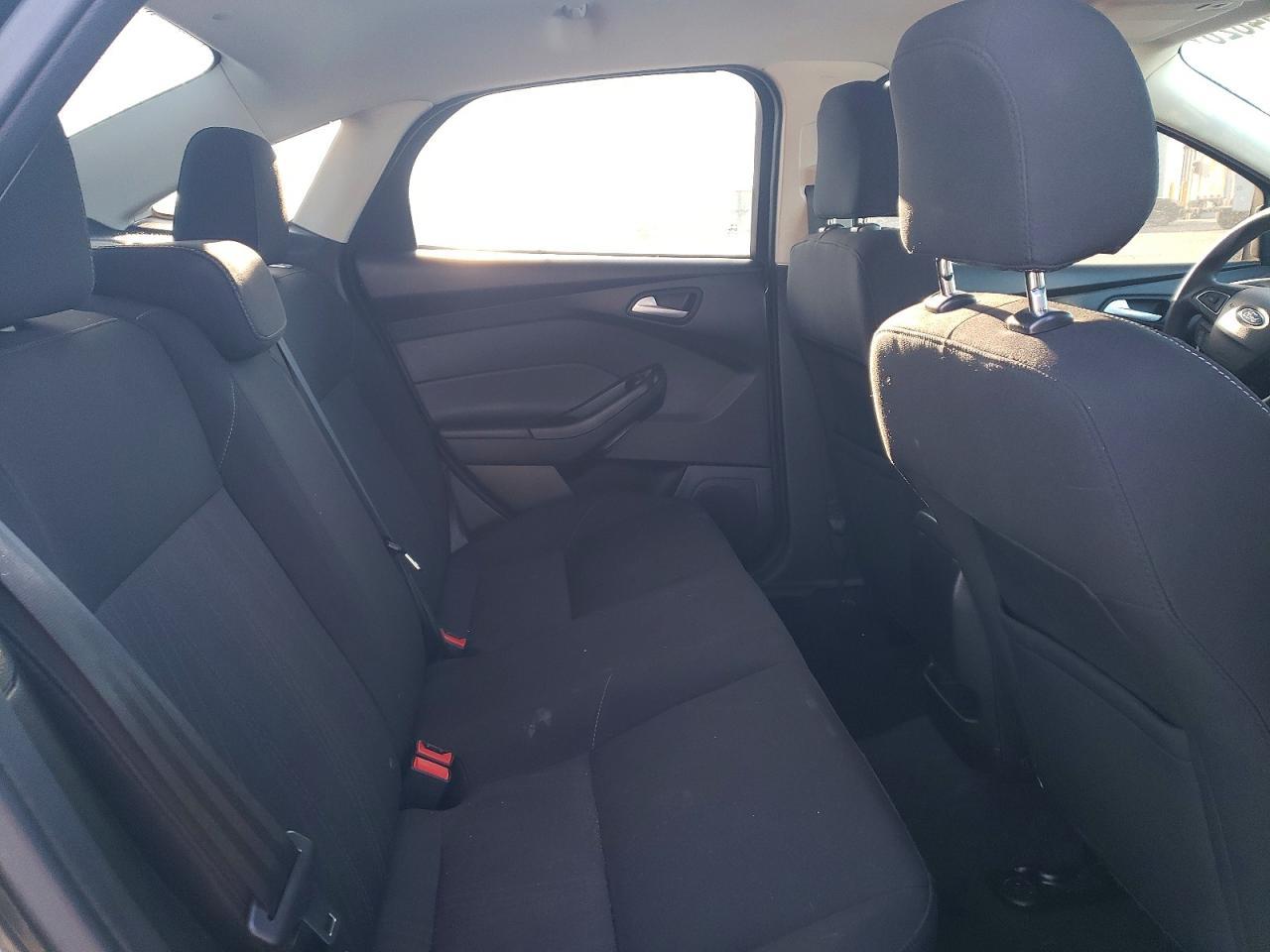 2016 Ford Focus Se - zdjęcie 10