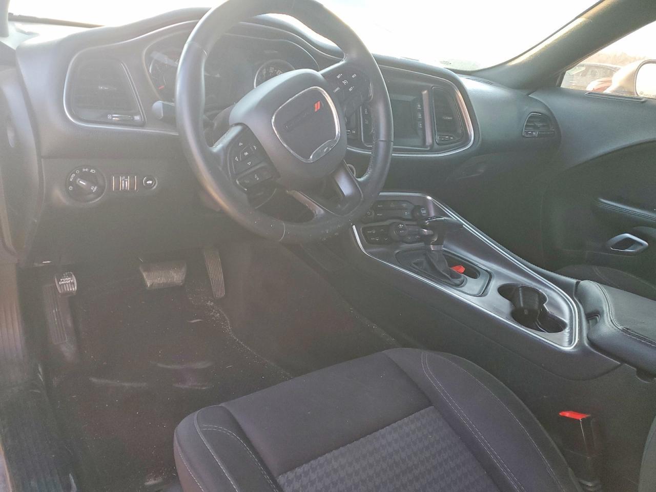 2017 Dodge Challenger R - zdjęcie 8