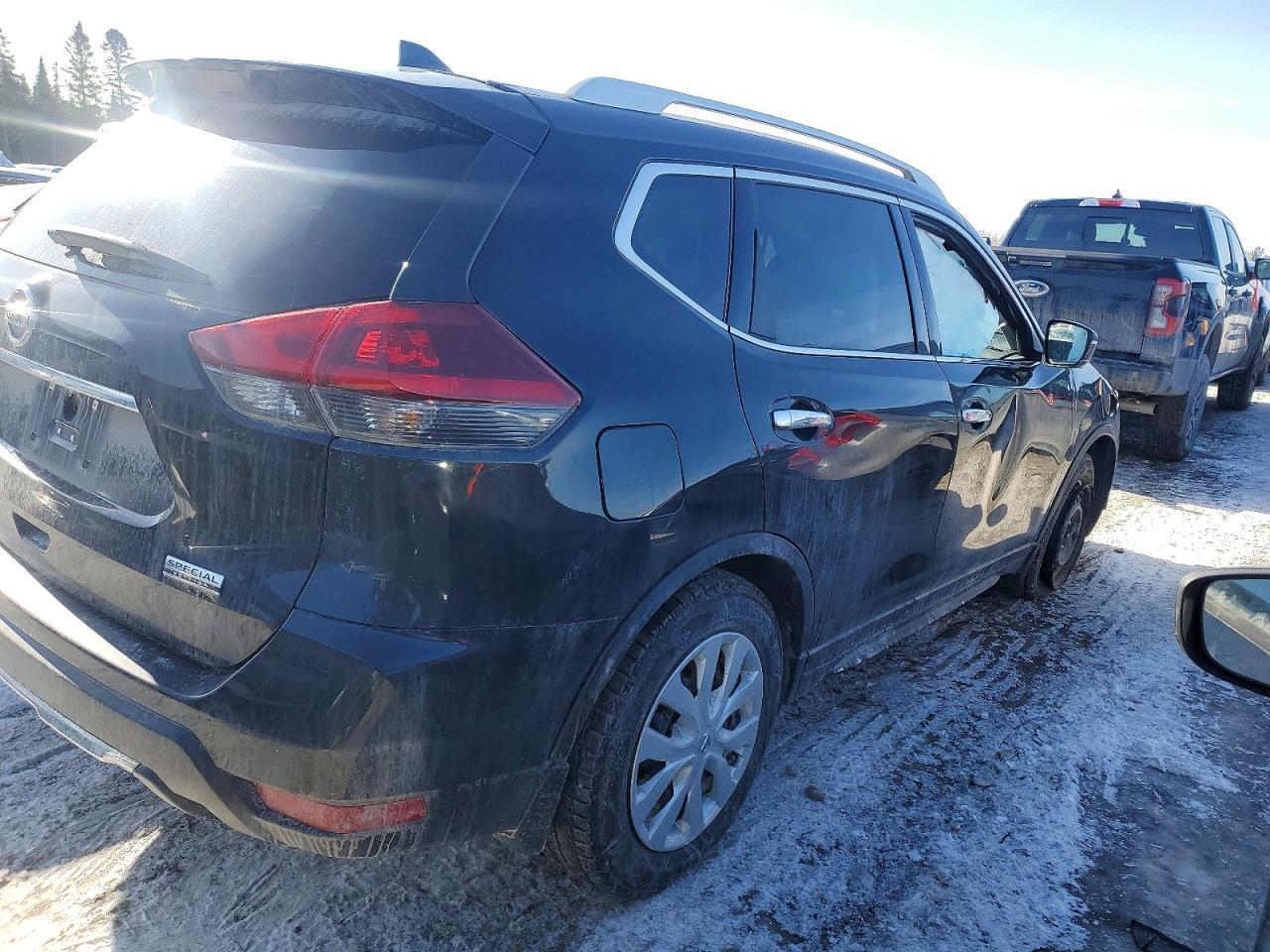 2020 Nissan Rogue S - zdjęcie 3