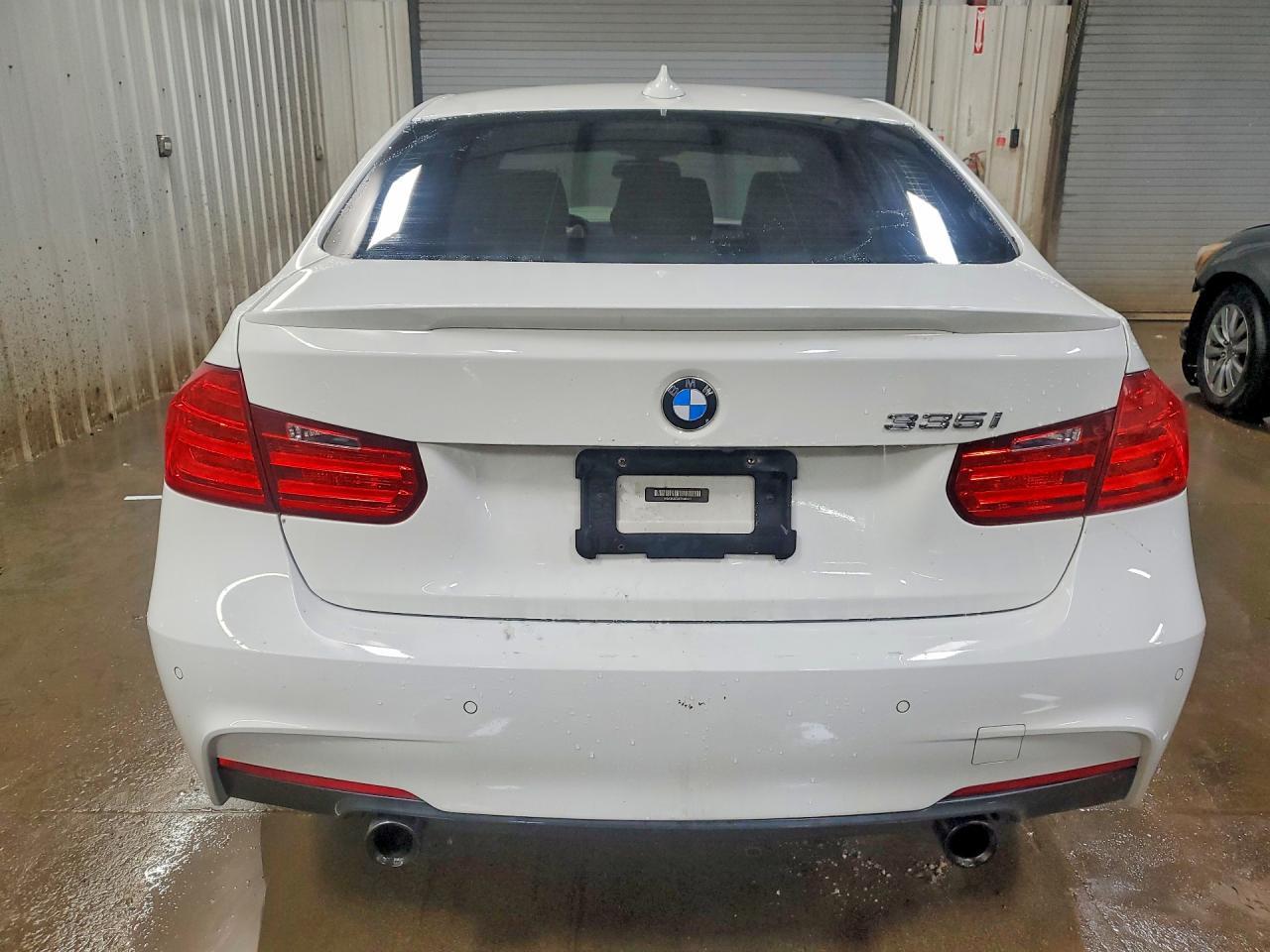 2015 BMW 335 I - zdjęcie 6