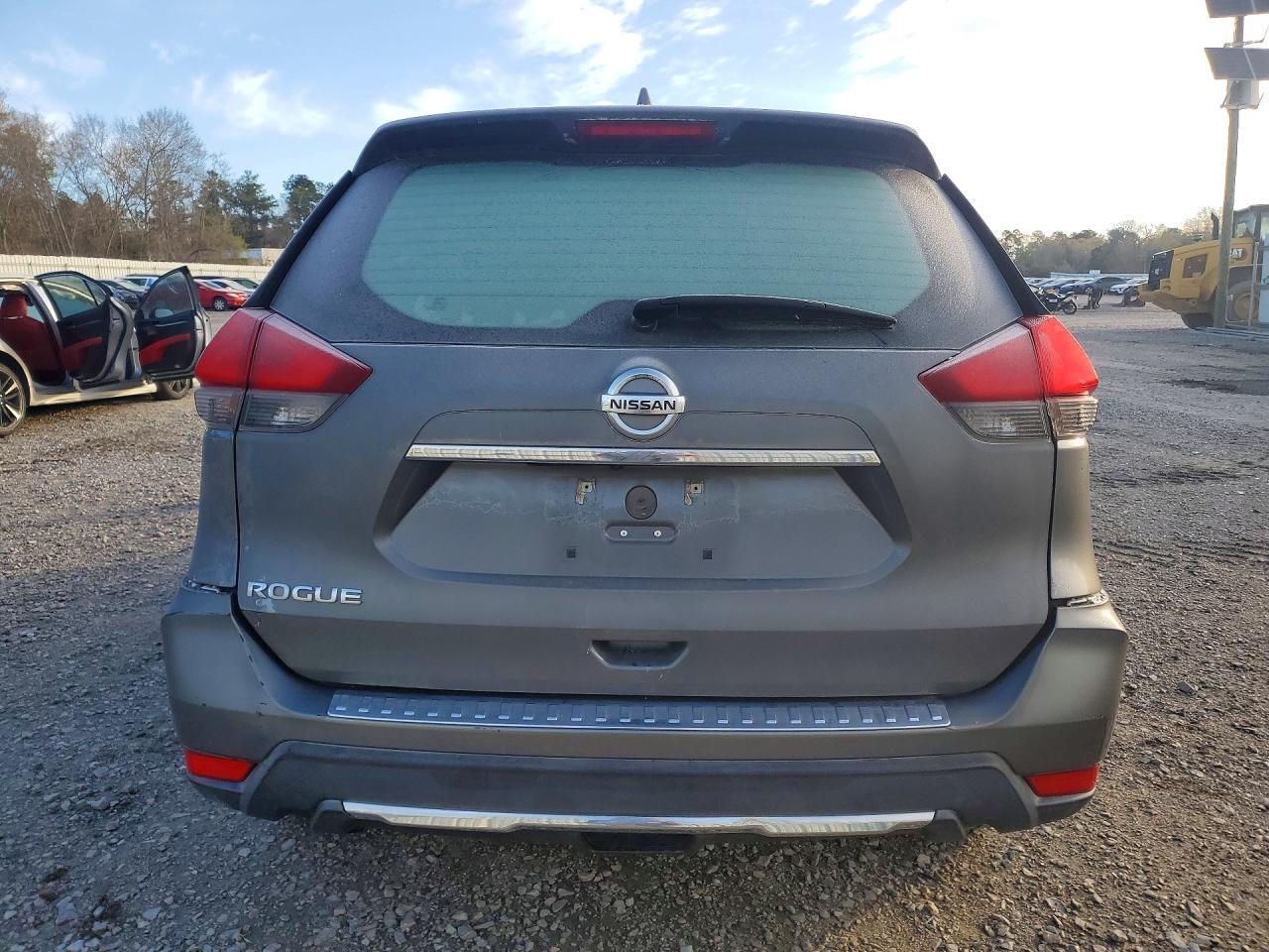 2017 Nissan Rogue S - zdjęcie 6