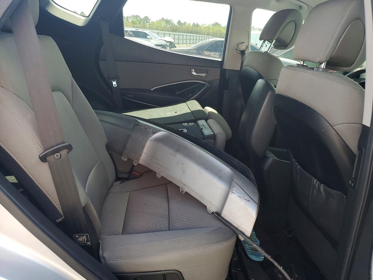 2017 Hyundai Santa Fe Sport 2.4L - zdjęcie 11