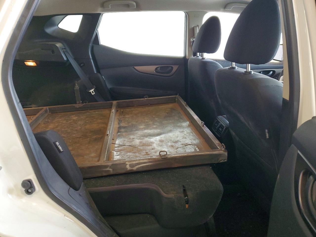 2022 Nissan Rogue Sport S - zdjęcie 10