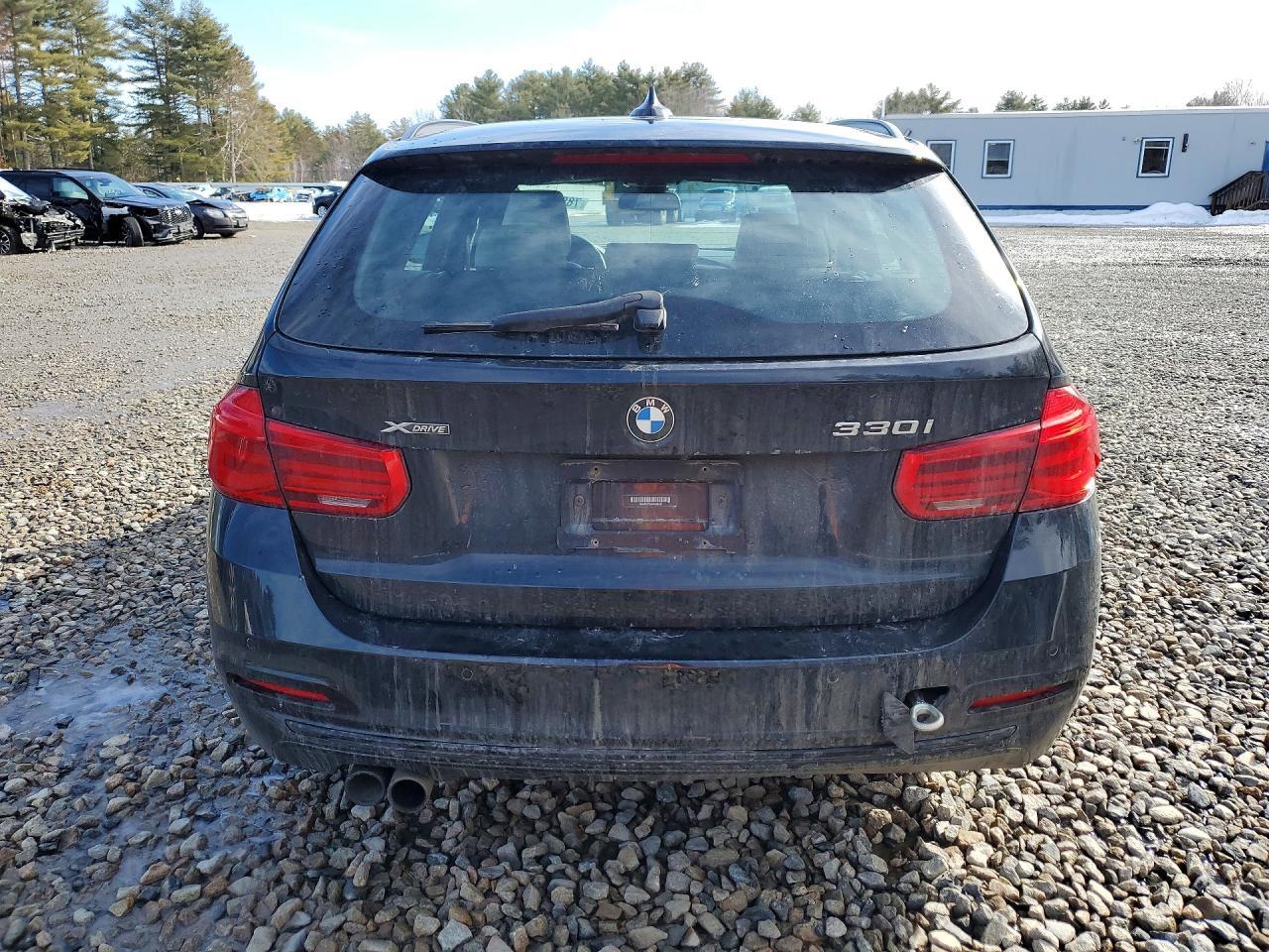 2019 BMW 330Xi - zdjęcie 6