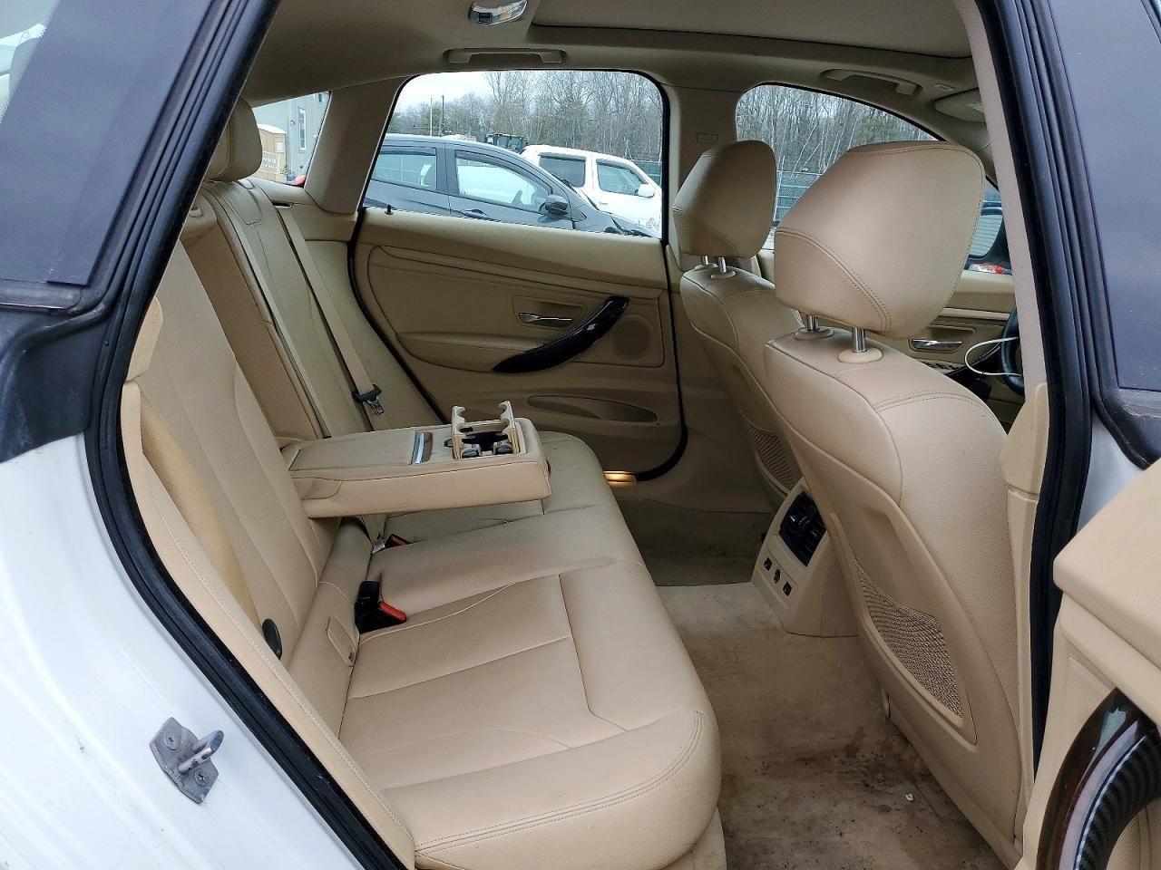 2015 BMW 328 Xigt Sulev - zdjęcie 10