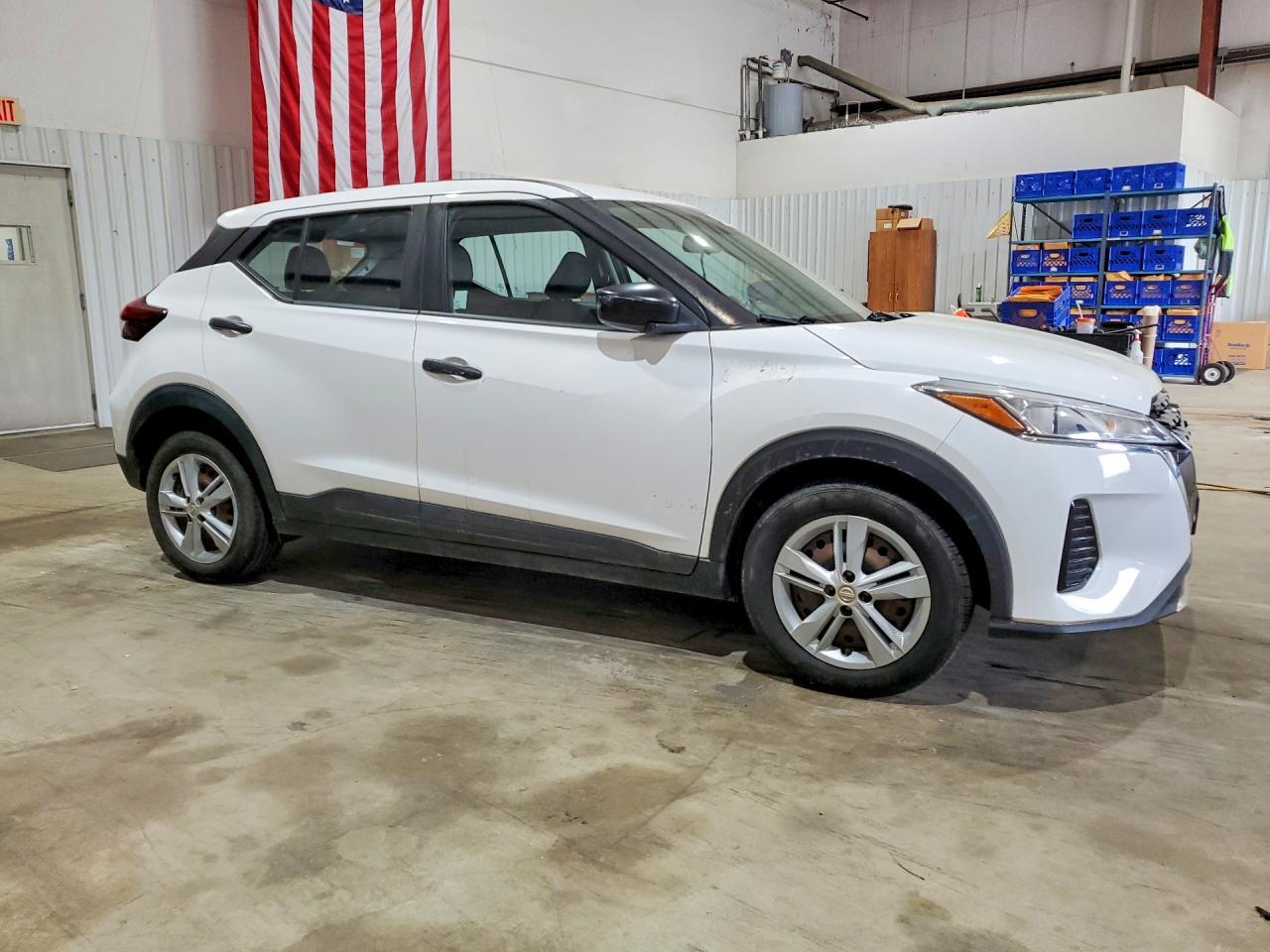 2021 Nissan Kicks S - zdjęcie 4