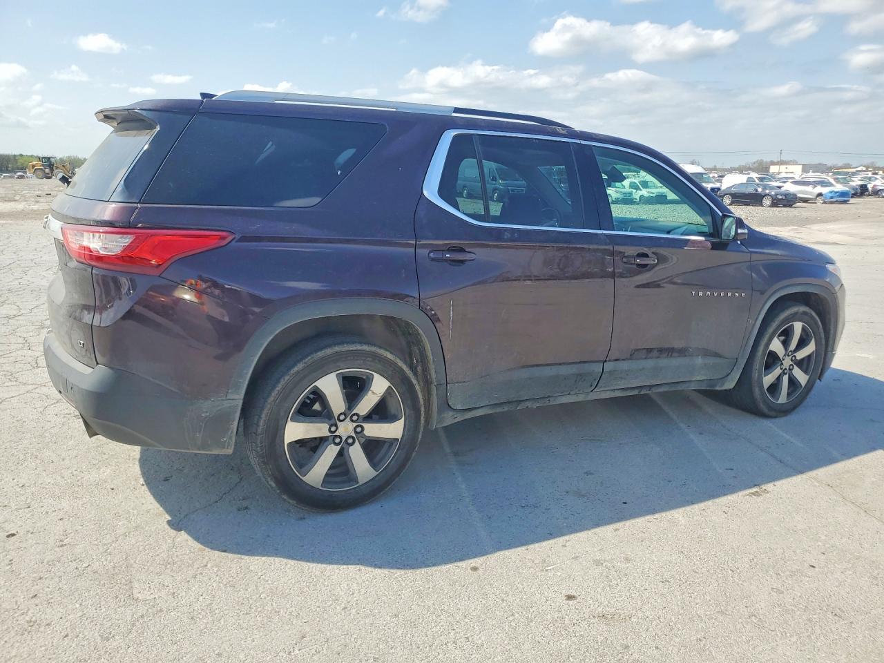 2018 Chevrolet Traverse Lt - zdjęcie 3