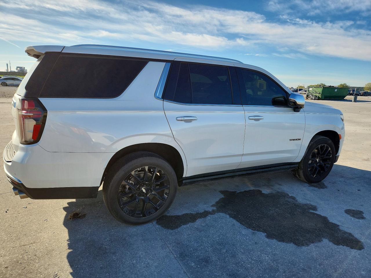 2023 Chevrolet Tahoe K1500 Premier - zdjęcie 3