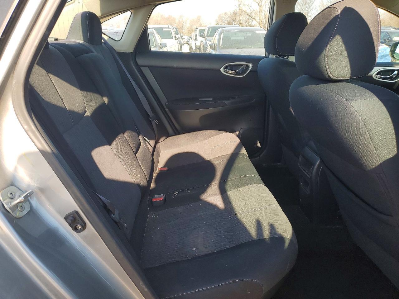 2014 Nissan Sentra Sv - zdjęcie 10