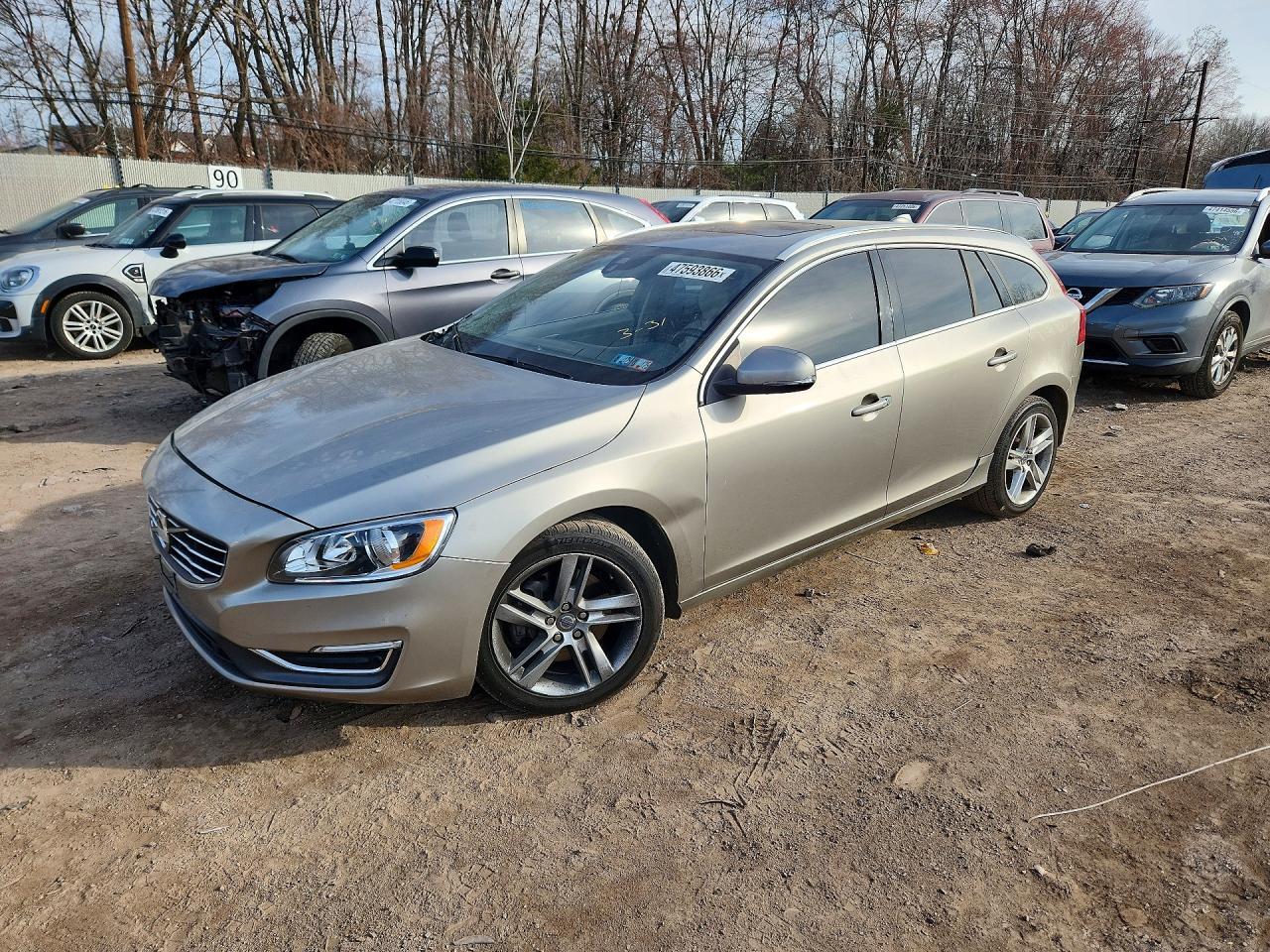 2015 Volvo V60 Premier - zdjęcie główne