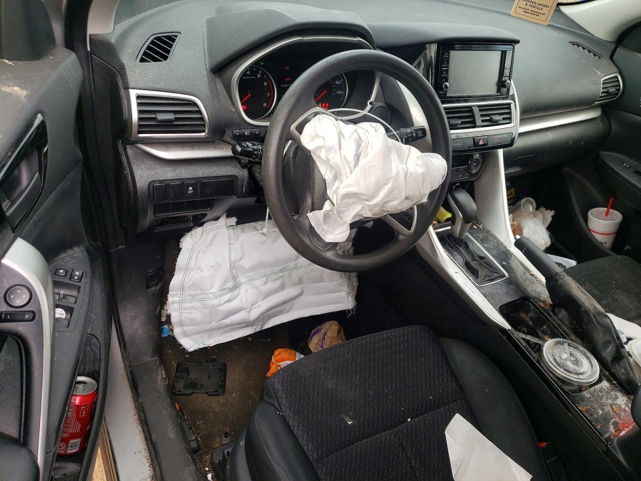 2019 Mitsubishi Eclipse Cross Es - zdjęcie 8