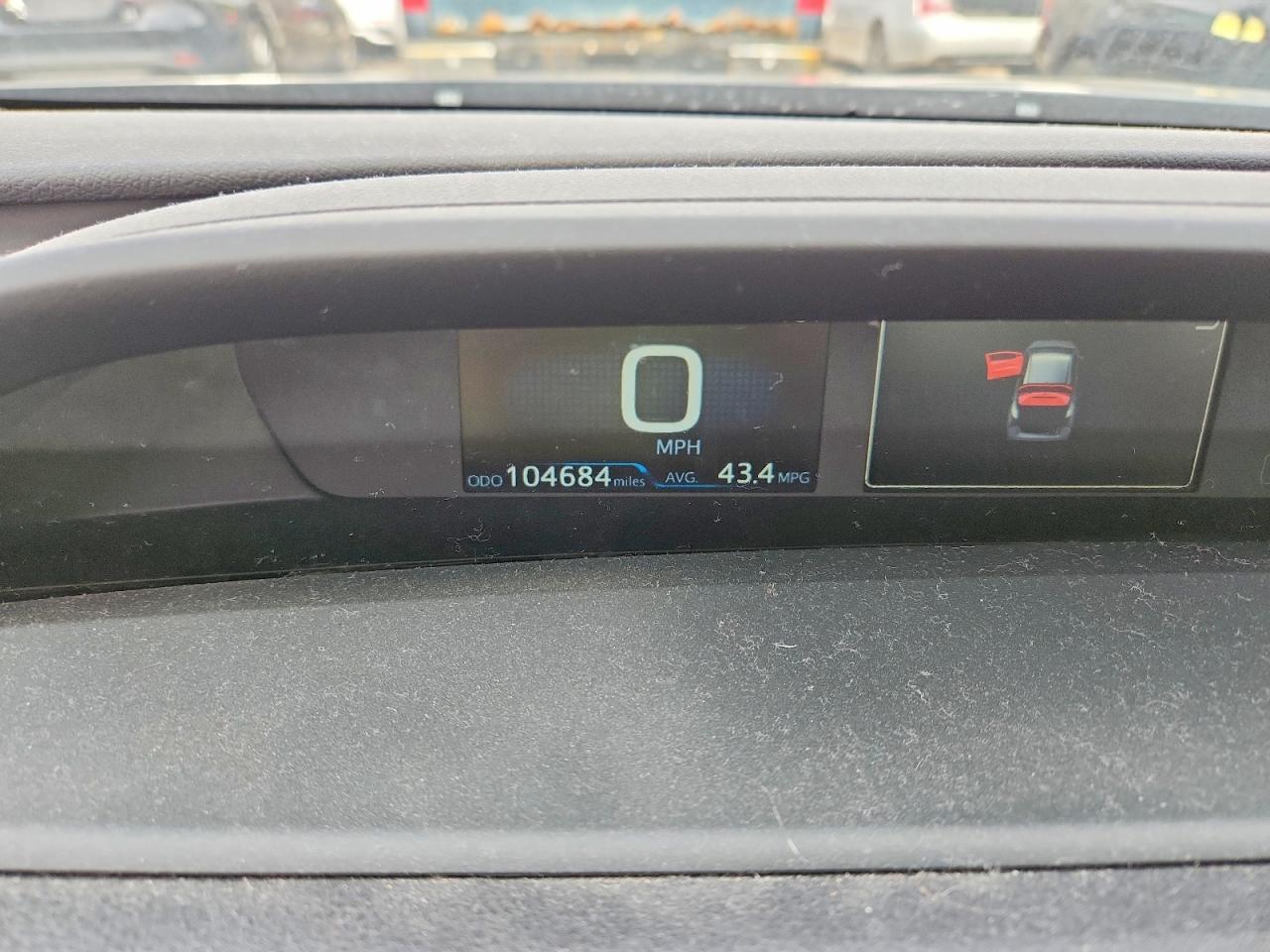 2022 Toyota Prius Le Awd-E - zdjęcie 9