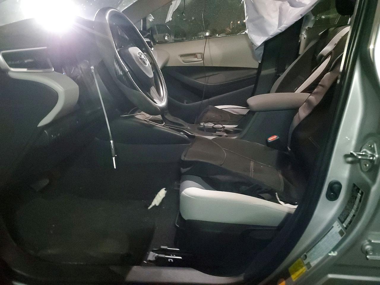 2024 Toyota Corolla Hybrid Le - zdjęcie 7