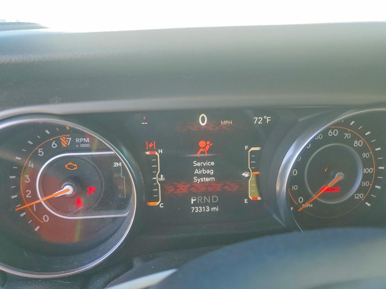 2020 Jeep Wrangler Unlimited Sport - zdjęcie 9