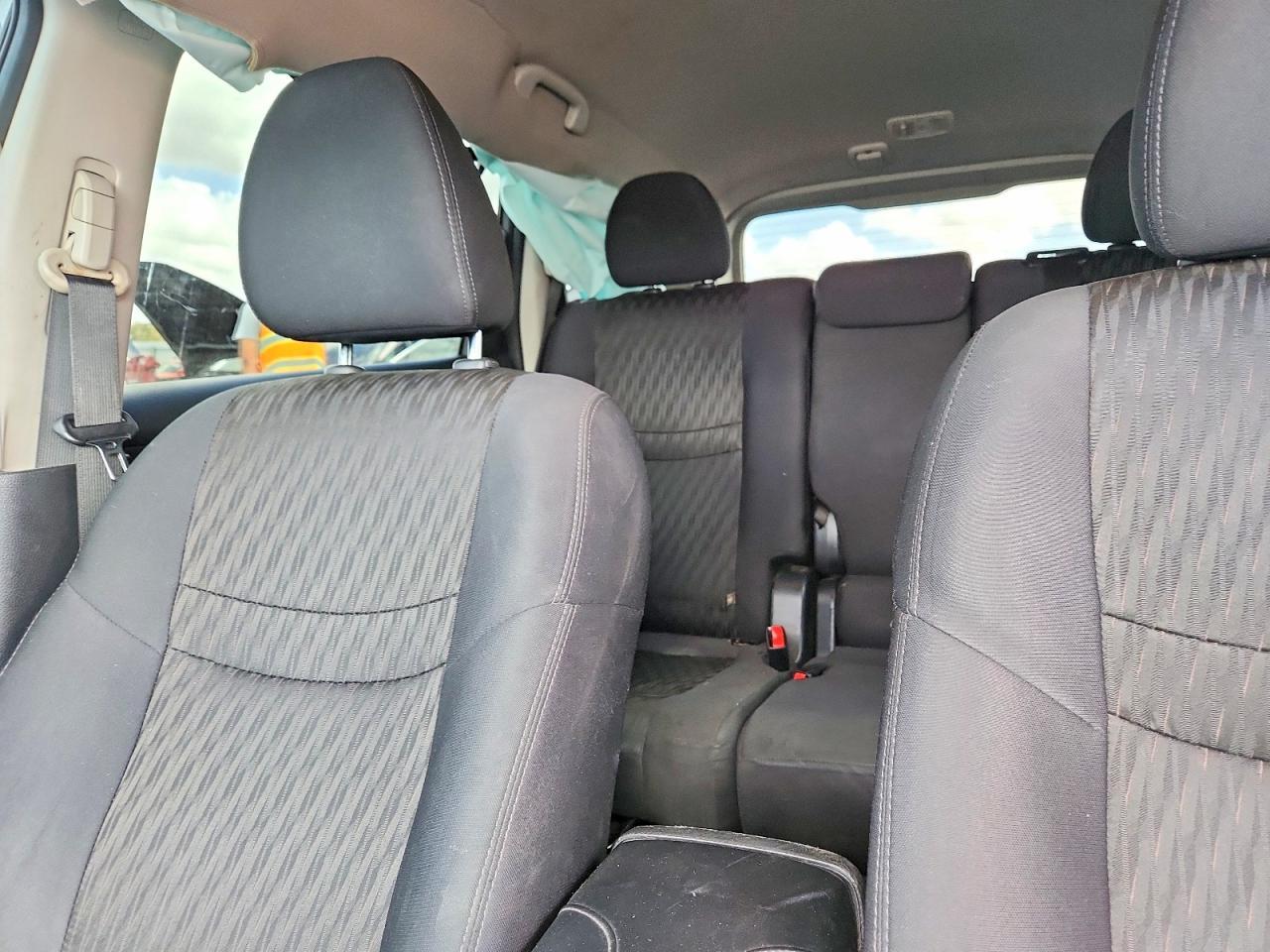 2019 Nissan Rogue S - zdjęcie 10