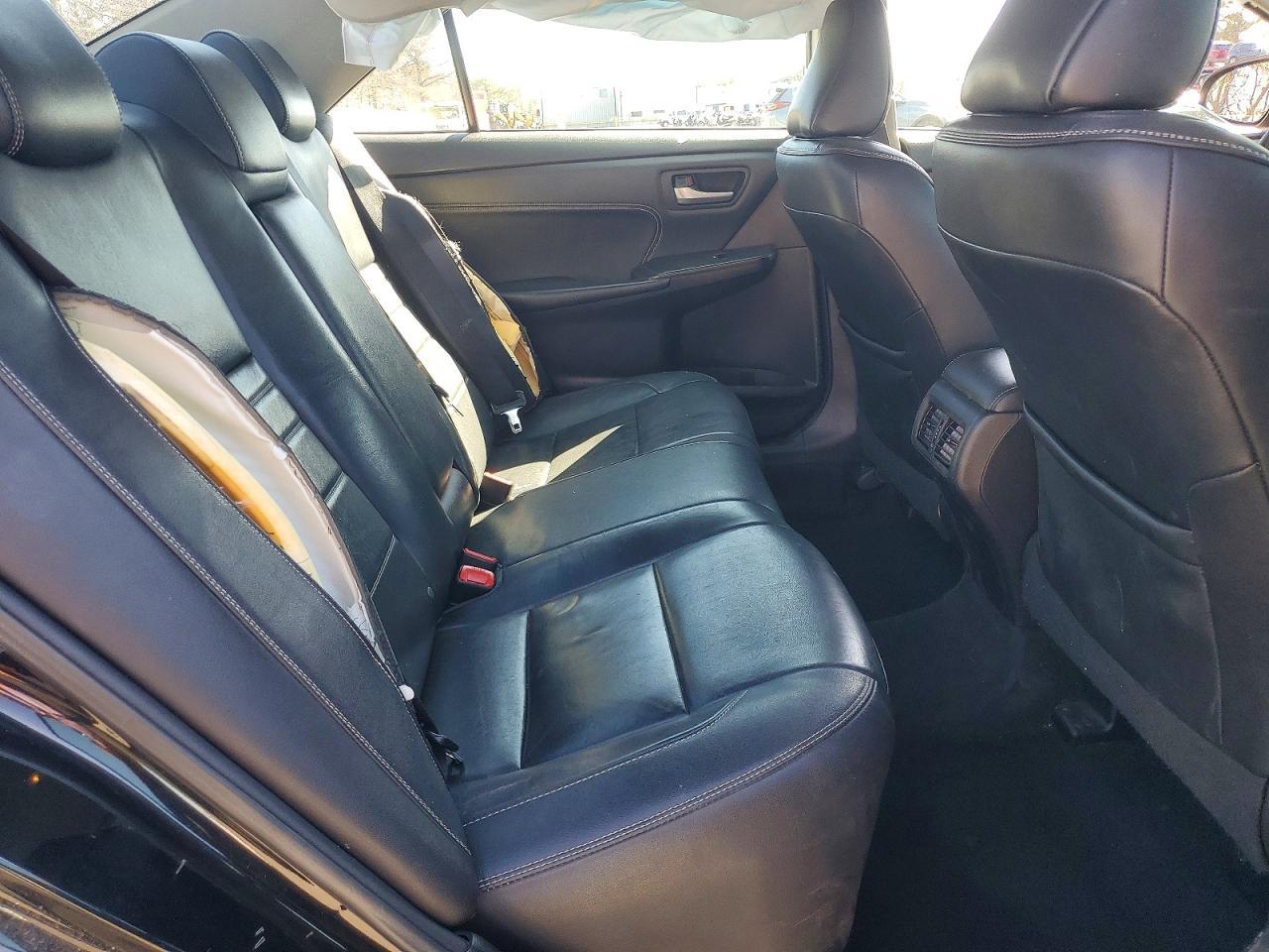 2016 Toyota Camry Xle - zdjęcie 10