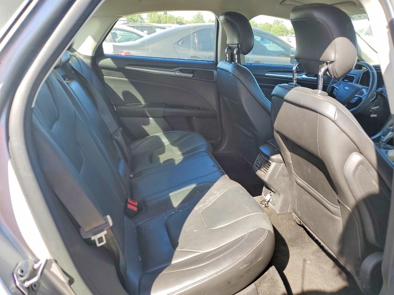 2014 Ford Fusion Titanium - zdjęcie 10