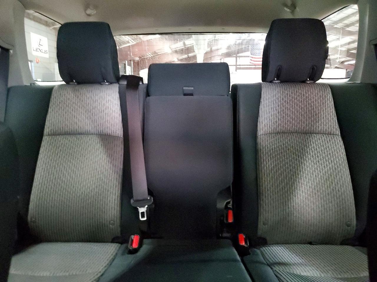 2018 Toyota 4Runner Sr5 - zdjęcie 10