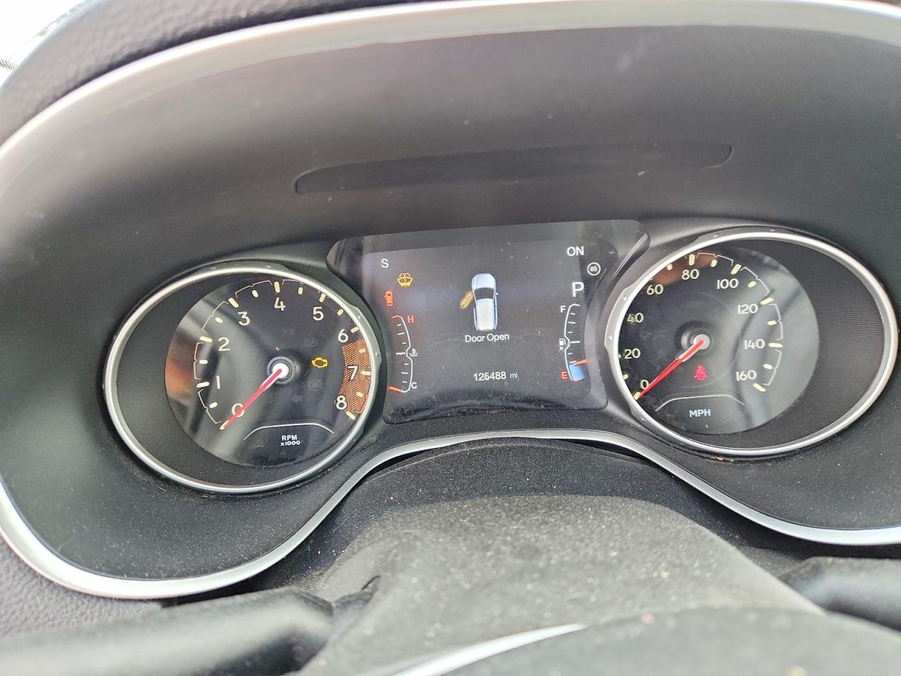 2018 Jeep Compass Latitude - zdjęcie 9