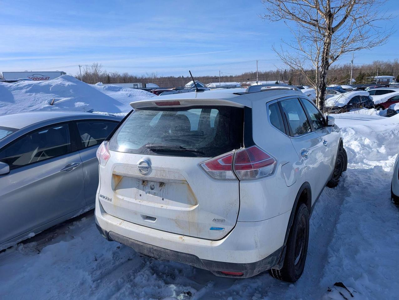 2015 Nissan Rogue S - zdjęcie 3