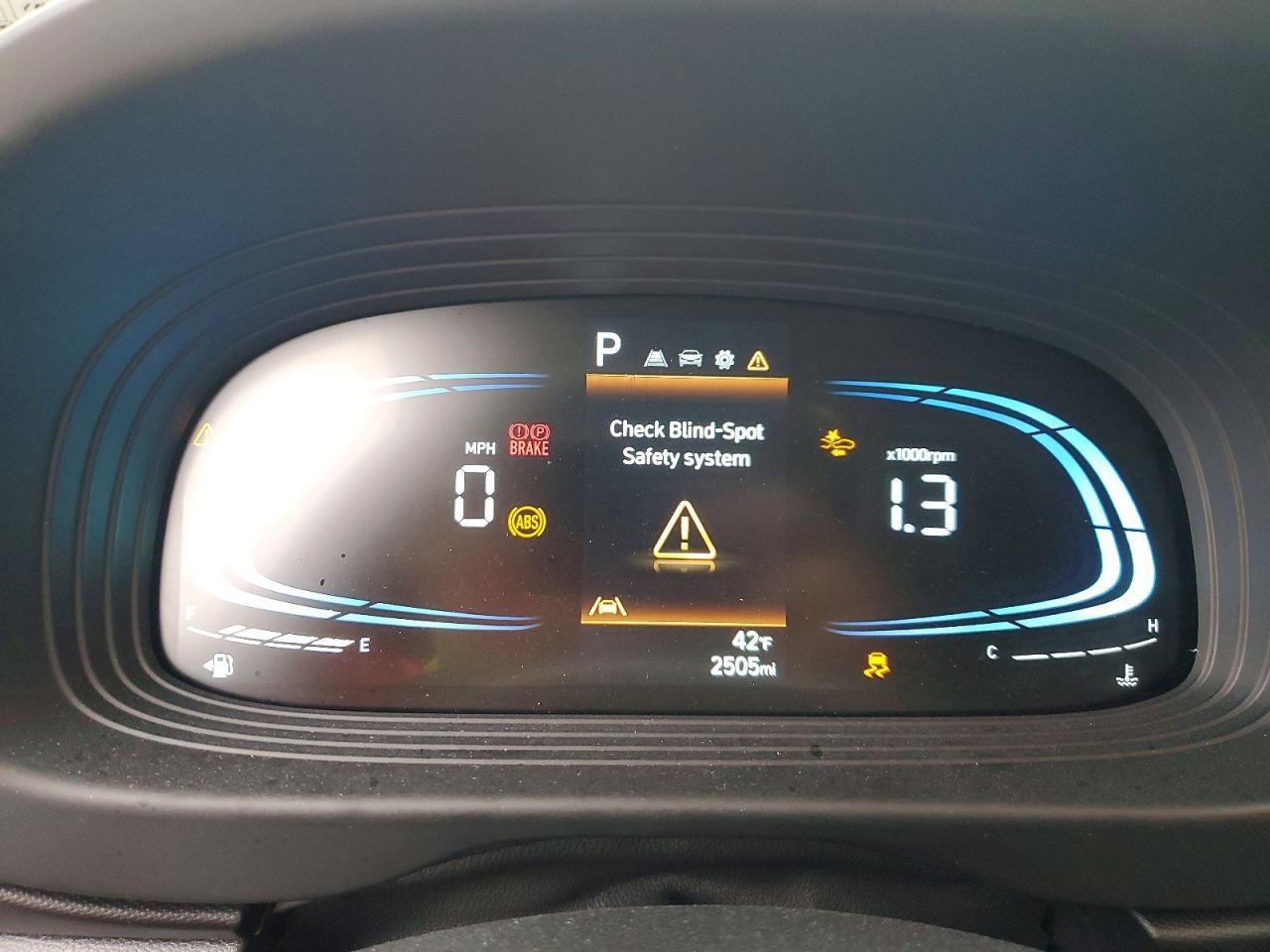 2026 Hyundai Venue Sel - zdjęcie 9