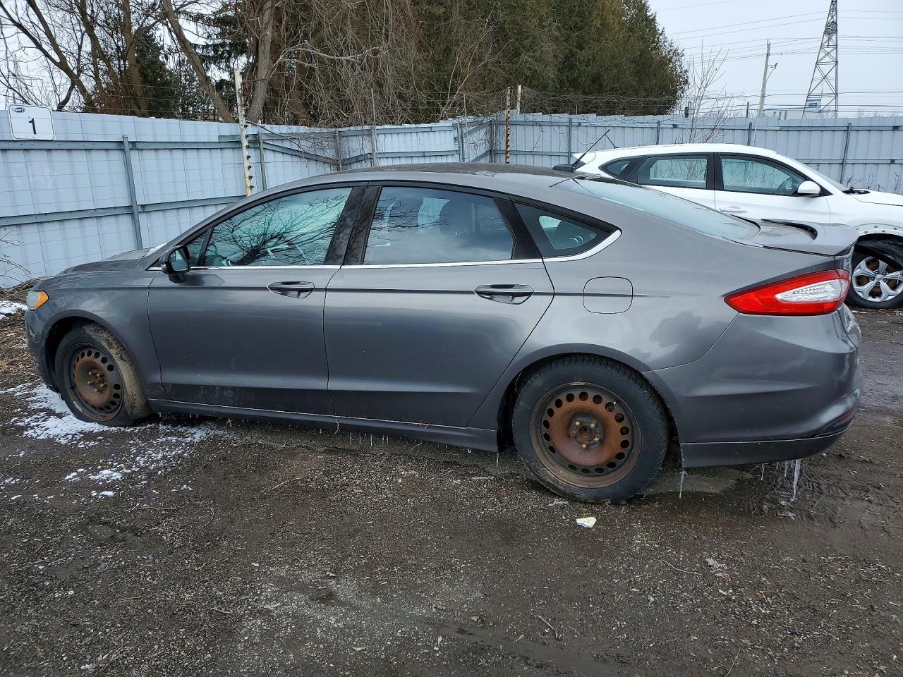 2013 Ford Fusion Se - zdjęcie 2