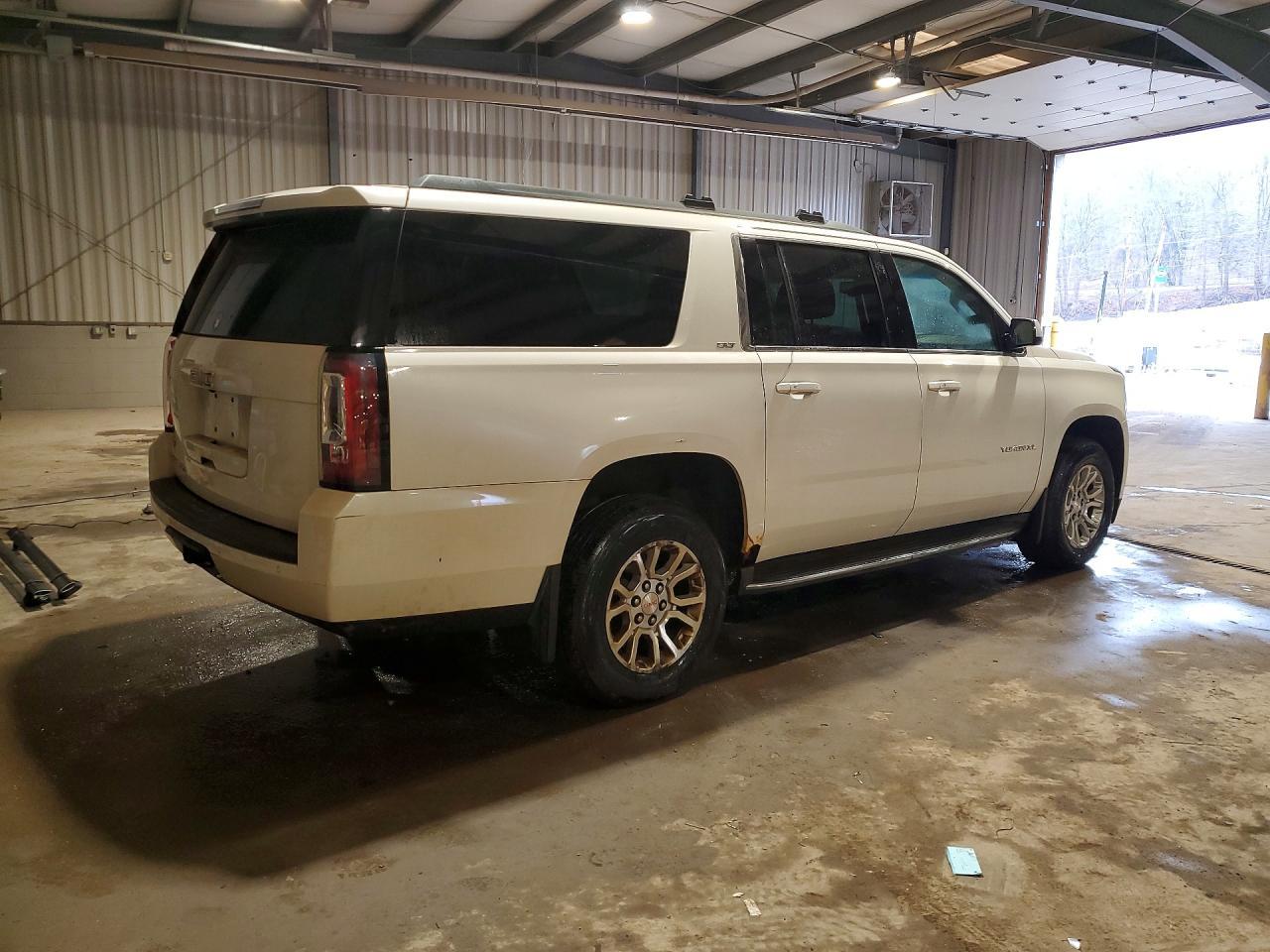 2015 GMC Yukon Xl K1500 Slt - zdjęcie 3