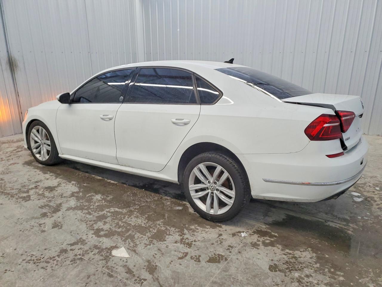 2019 Volkswagen Passat Wolfsburg - zdjęcie 2