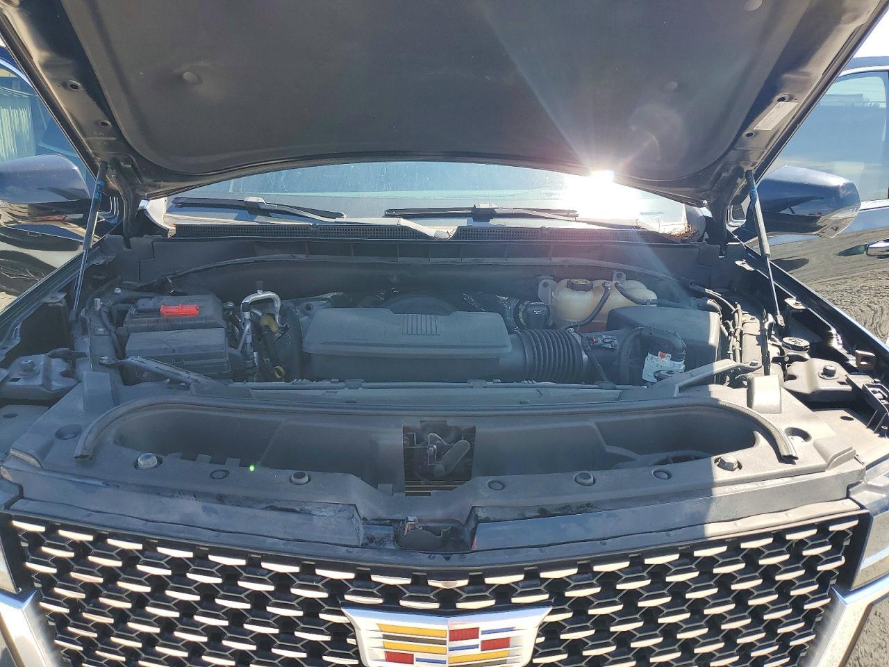 2022 Cadillac Escalade Premium Luxury - zdjęcie 11