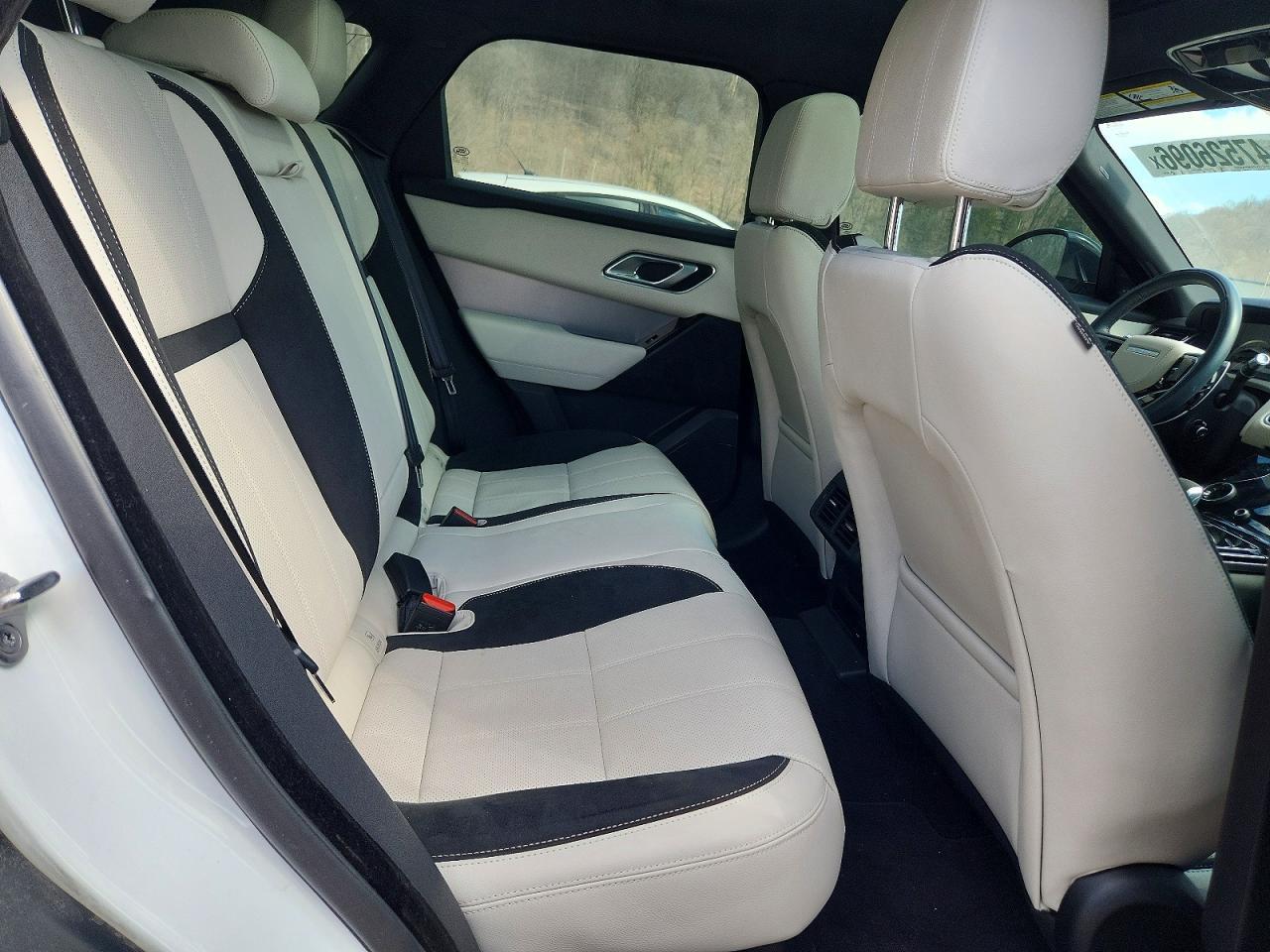 2022 Land Rover Range Rover Velar R-Dynamic S - zdjęcie 11